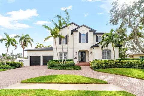 356 Belleair Dr NE, Saint Petersburg, FL 33704