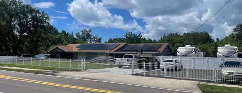 8418 N Manhattan Ave, Tampa, FL 33614