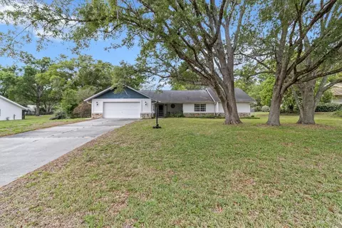 10025 Kimbrough Dr, Brooksville, FL 34601