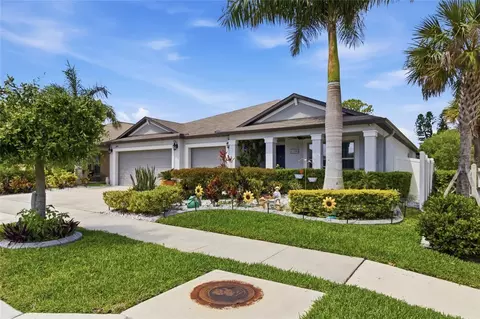 1880 Sand Daisy Pl, Ruskin, FL 33570