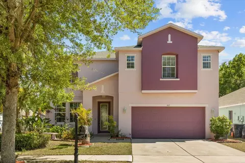 402 Chimney Rock Dr, Ruskin, FL 33570
