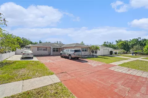 1103 Londonwood St, Brandon, FL 33510