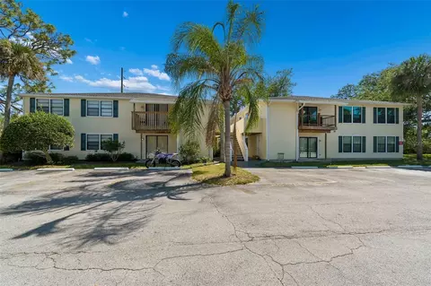 140 Hunter Lake Dr #8C, Oldsmar, FL 34677