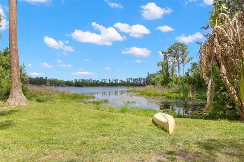 19229 Blount Rd, Lutz, FL 33558