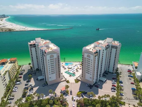 450 S Gulfview Blvd #704, Clearwater Beach, FL 33767