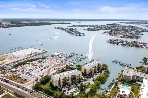425 150th Ave #2303, Madeira Beach, FL 33708