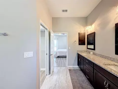 Bath - 1381 N Spend A Buck Dr, Hernando, FL 34442 photo 3 of 8