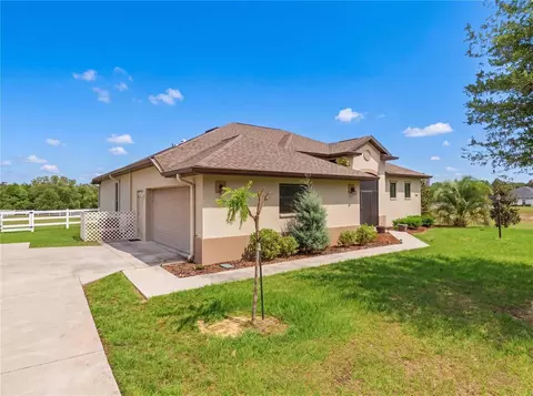 Exterior - 1381 N Spend A Buck Dr, Hernando, FL 34442 photo 2 of 24