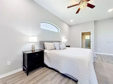 Bedroom - 1381 N Spend A Buck Dr, Hernando, FL 34442 photo 5 of 15