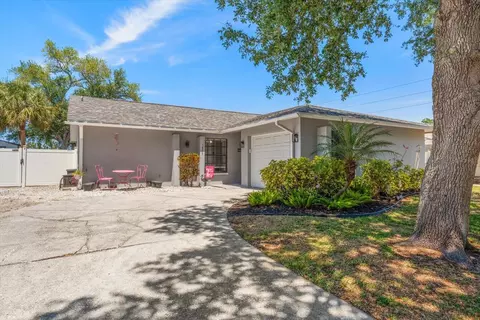 1875 Arbor Dr S, Palm Harbor, FL 34683