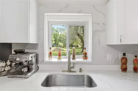 Kitchen - 67 Cove Rd, Inglis, FL 34449 photo 4 of 4
