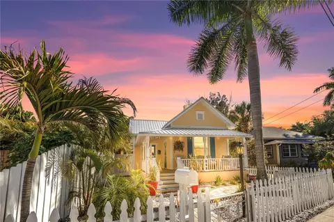 748 11th Ave N, Saint Petersburg, FL 33701