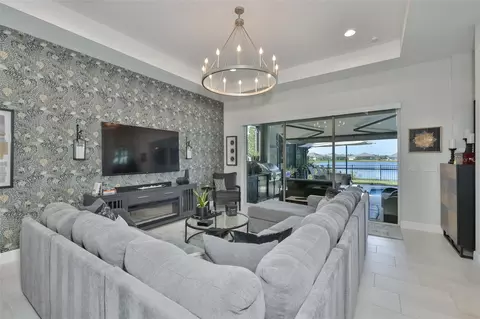 Living - 12421 Glenridge Ln, Parrish, FL 34219 photo 1 of 6