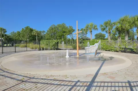 Exterior - 12421 Glenridge Ln, Parrish, FL 34219 photo 10 of 11