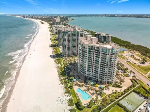 1540 Gulf Blvd #304, Clearwater Beach, FL 33767