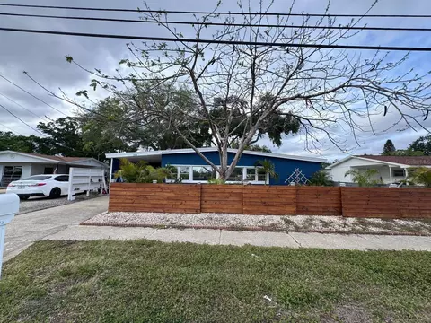 304 Patty Dr, Oldsmar, FL 34677