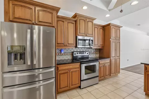 Kitchen - 13185 Cooper Rd, Spring Hill, FL 34609 photo 3 of 3