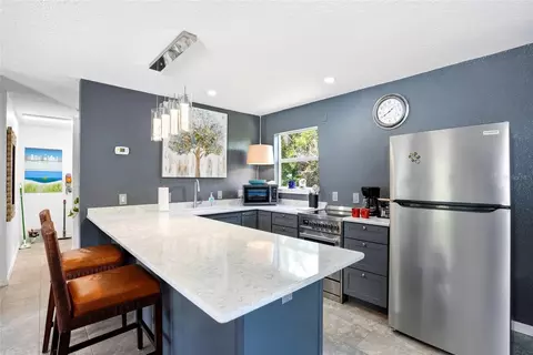 Kitchen - 13227 110th Ave, Largo, FL 33774 photo 2 of 5