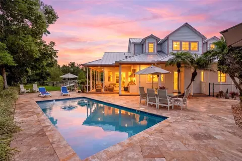 13227 110th Ave, Largo, FL 33774