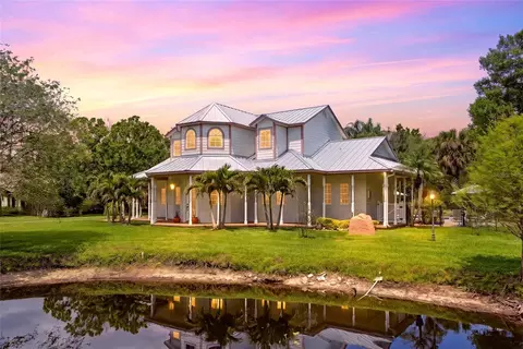 Exterior - 13227 110th Ave, Largo, FL 33774 photo 13 of 20