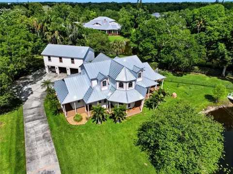 View/Area - 13227 110th Ave, Largo, FL 33774 photo 3 of 18