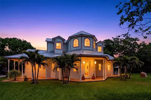 Exterior - 13227 110th Ave, Largo, FL 33774 photo 8 of 20