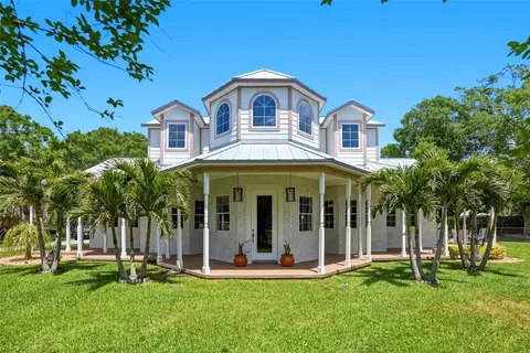 Exterior - 13227 110th Ave, Largo, FL 33774 photo 10 of 20