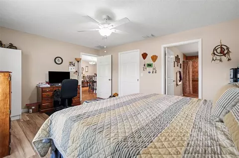 Bedroom - 3147 Sydney Dover Rd, Dover, FL 33527 photo 2 of 5