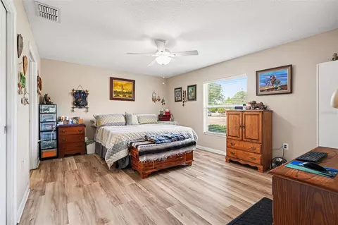 Bedroom - 3147 Sydney Dover Rd, Dover, FL 33527 photo 1 of 5