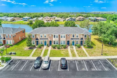 6905 Towering Spruce Dr, Riverview, FL 33578