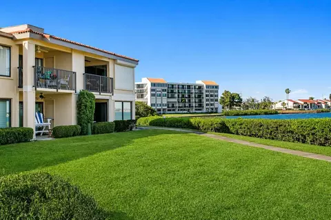 6104 Palma Del Mar Blvd S #210, Saint Petersburg, FL 33715