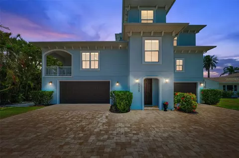 7115 Bay St, Saint Pete Beach, FL 33706