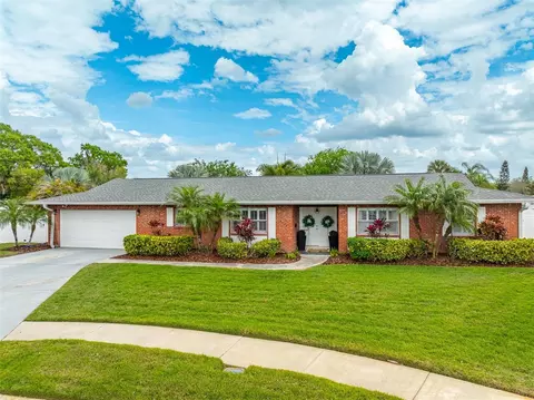 8401 Granite Pl, Tampa, FL 33615
