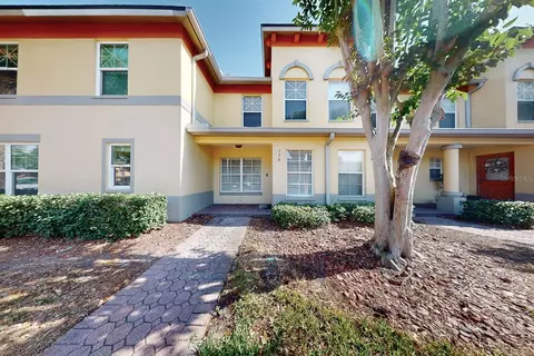 176 Coquina Bay Dr, Saint Petersburg, FL 33705