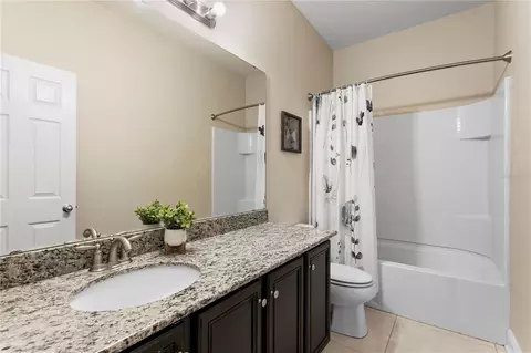 Bath - 2837 Maple Brook Loop, Lutz, FL 33558 photo 4 of 4