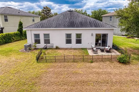 Exterior - 2837 Maple Brook Loop, Lutz, FL 33558 photo 5 of 16