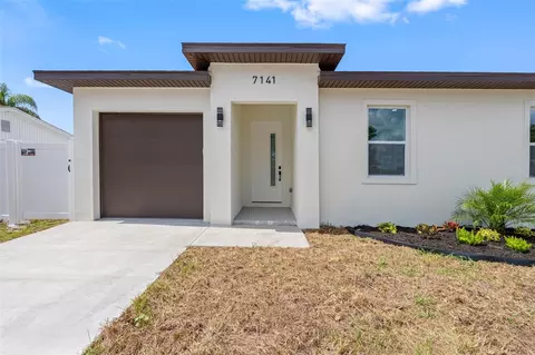 7141 Ivanhoe Dr, Port Richey, FL 34668