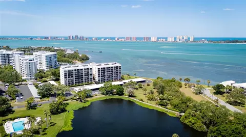 220 Belleview Blvd #601, Belleair, FL 33756