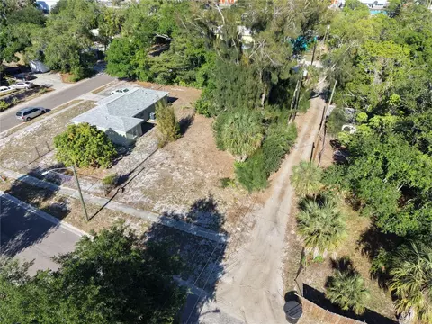 14 Th Ave S, Saint Petersburg, FL 33711