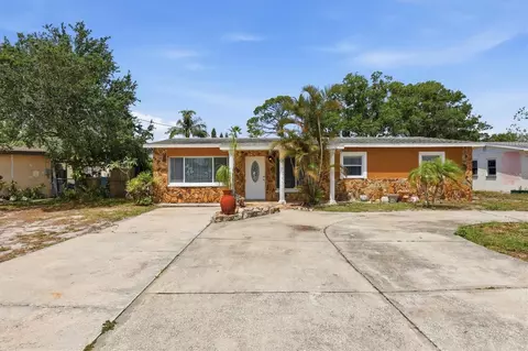 721 Bayshore Dr, Tarpon Springs, FL 34689