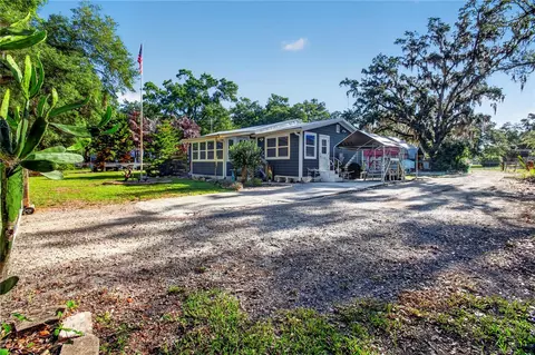 10627 Mcintosh Rd, Thonotosassa, FL 33592