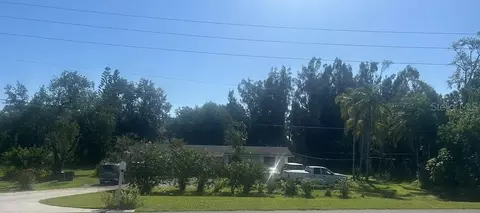 4623 60th St E, Bradenton, FL 34203