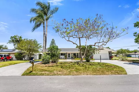 1720 Brentwood Dr, Clearwater, FL 33756