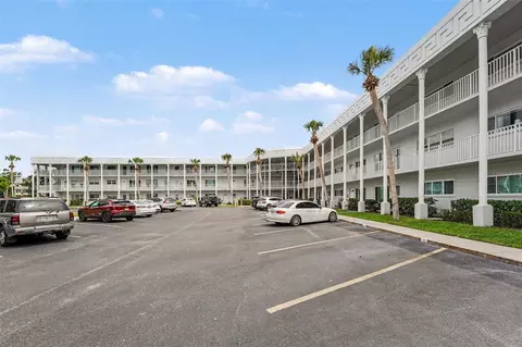 2449 Columbia Dr #29, Clearwater, FL 33763