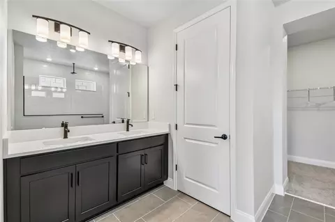 Bath - 5693 Leaflet Trl, Mount Dora, FL 32757 photo 1 of 7
