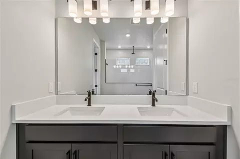 Bath - 5693 Leaflet Trl, Mount Dora, FL 32757 photo 2 of 7
