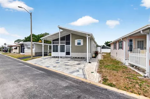 9790 66th St N #397, Pinellas Park, FL 33782