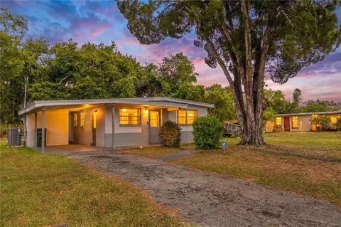 1421 14th St E, Bradenton, FL 34208