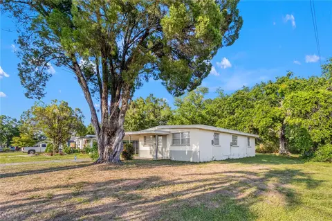 Exterior - 1421 14th St E, Bradenton, FL 34208 photo 2 of 7