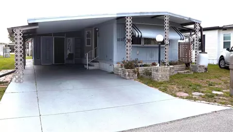 5318 Astrid Dr, Zephyrhills, FL 33541